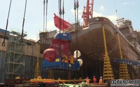 我國首艘自主建造極地科考破冰船“雪龍2”號交付 我國首艘自主建造極地科考破冰船“雪龍2”號交付